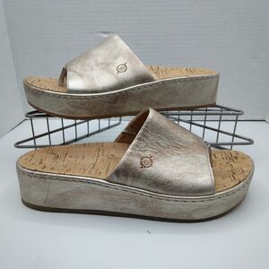Born Sharr Platform Sandals Women's Sz 8M Light Gold Leather~Cork Footbed